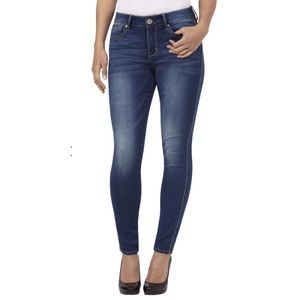 Seven 7• High Rise Skinny Jeans